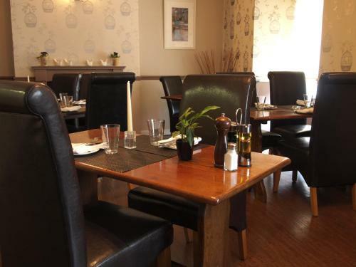 Queens Head Hotel