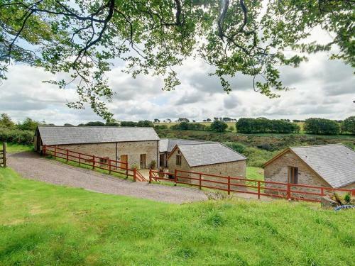 Holiday Home Hazel Cottage
