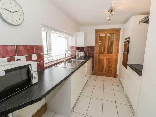 16 Park Square, Blaenau Ffestiniog