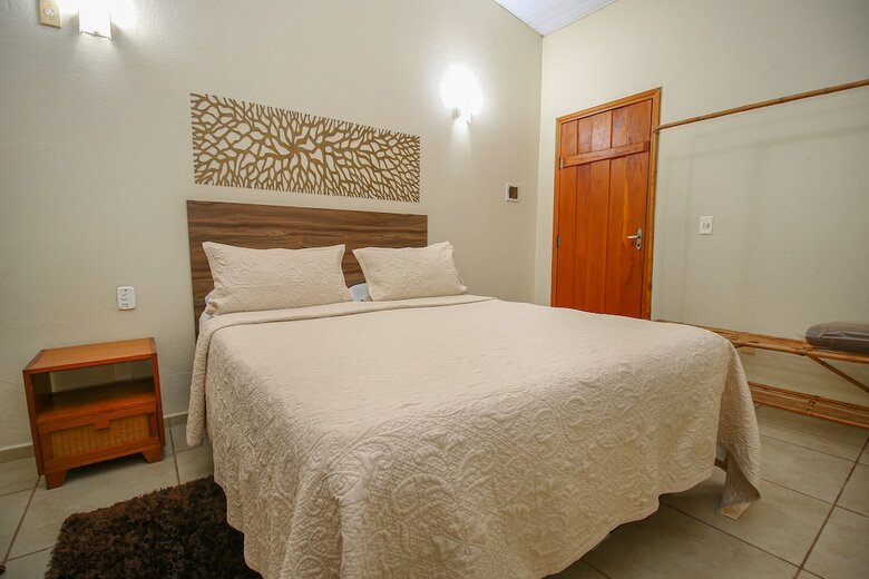 Hostal Pousada Flores Do Cerrado
