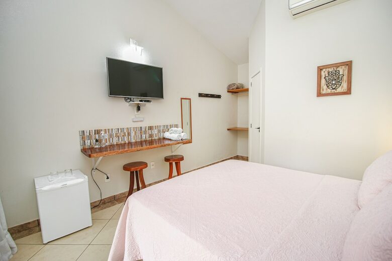 Hostal Pousada Flores Do Cerrado