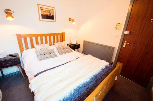 Bed & Breakfast Whitford's
