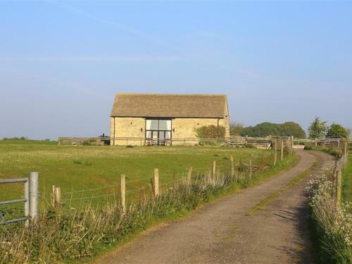 The Old Oak Tree Barn, Burford