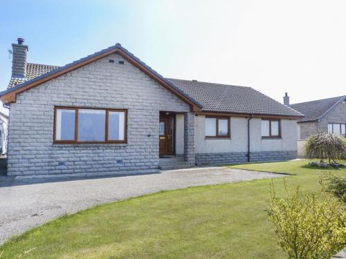 5 Golfview Drive