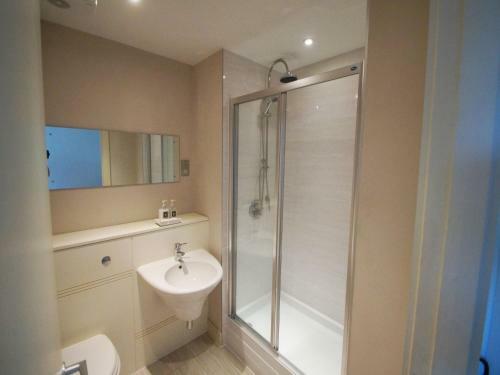 Cardiff Bay View Apartment