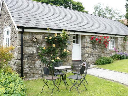 The Old Stable, Camelford