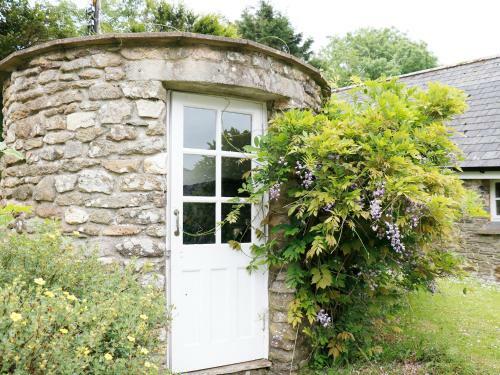 The Old Stable, Camelford