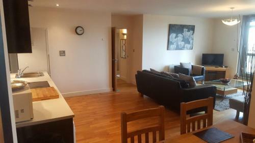 Sky Night Serviced Apartments