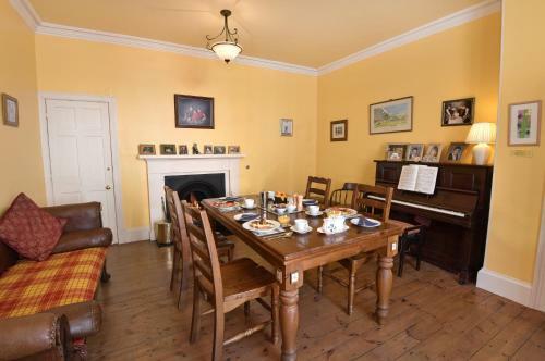 Sydney House Bed And Breakfast