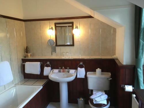Abbots Brae Hotel