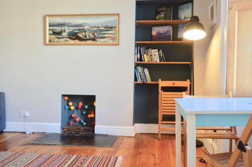 Apartamento 1 Bedroom Flat Near Princes St Sleeps 4