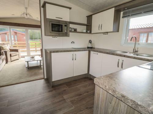 Miami Twice, Morpeth