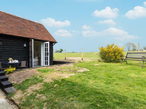 Detached Holiday Home In Frittenden With Garden