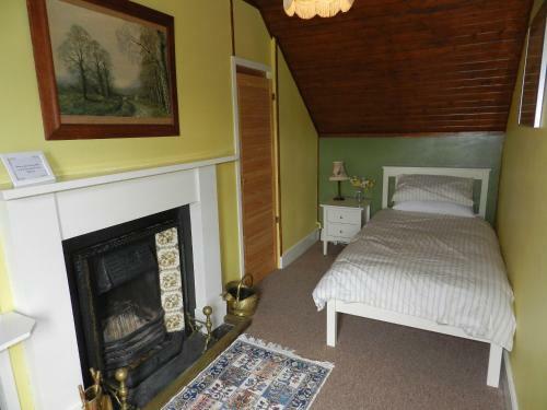 1 Craggan Cottage