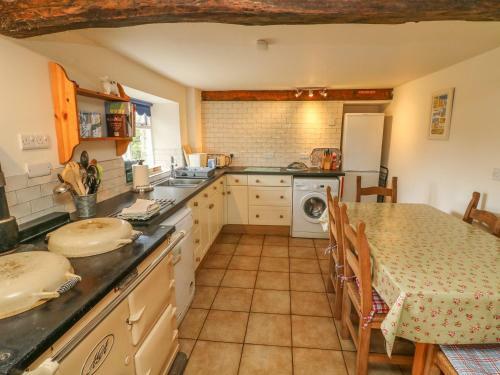 Barn Cottage, Umberleigh