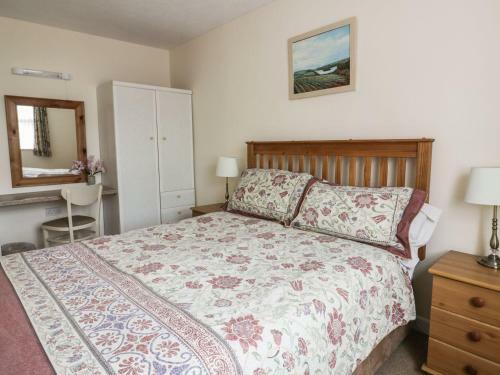 Polpeor, Helston