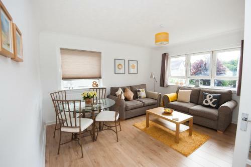 Snug - Faodail Apartment