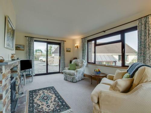 Cozy Cottage In Saint Essey With Terrace