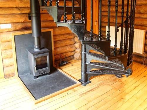 Nightingale Lodge