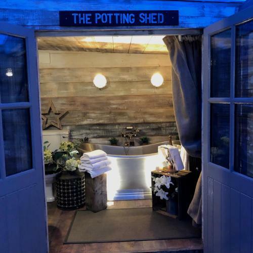 Cheshire Boutique Barns