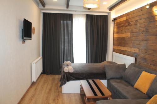 Cozy Apartment Near Gondola Loft1