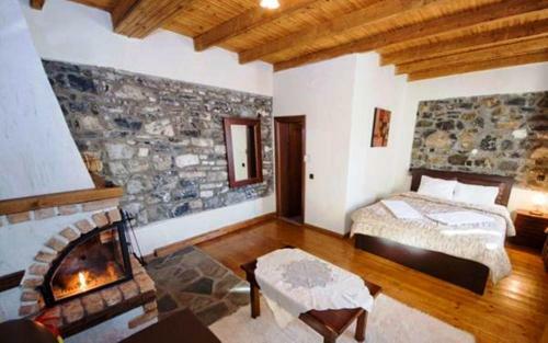 Hostal Nostos