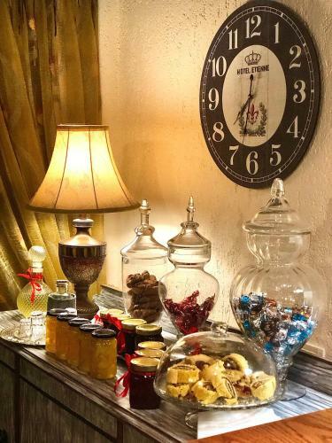 Hostal Asimina Guesthouse