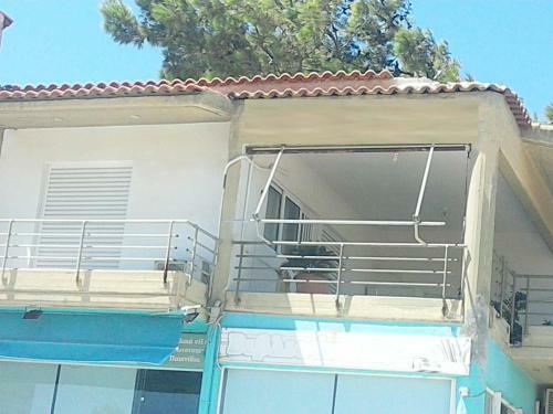 Artemis Apartments A3
