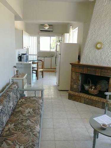 Artemis Apartments A4