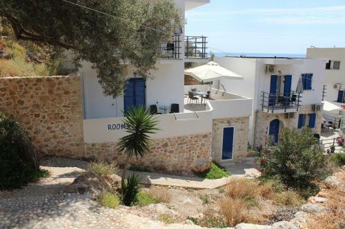 Hotel John Akroyiali