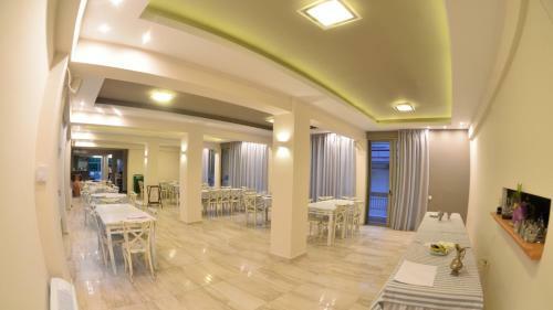 Hotel Galaxias