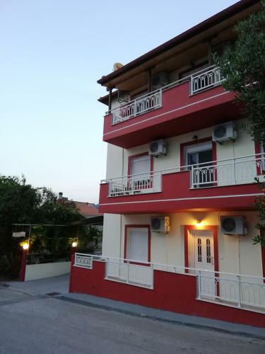 Grande Apartments