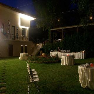 Avaton Hotel