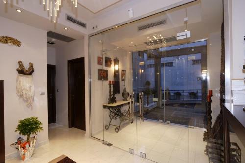 Dellagio Hotel