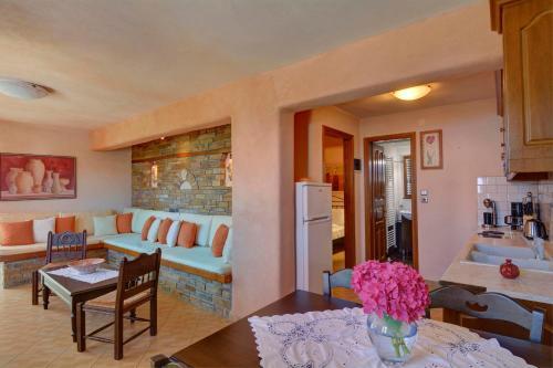 Hostal Aroma Piliou