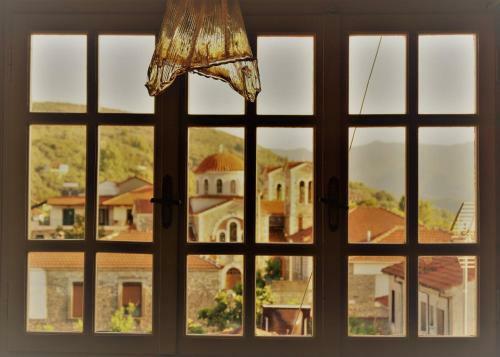 Hostal Argo Rooms And Studios