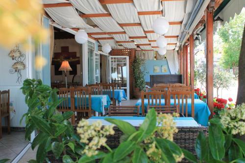 Hostal Xaris