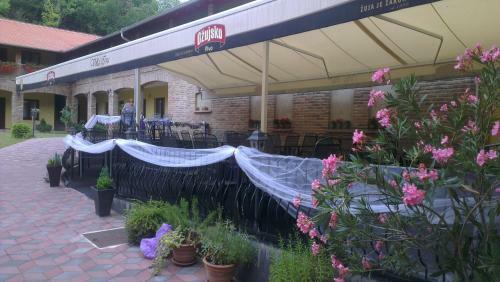 Hostal Rooms Villa Iva