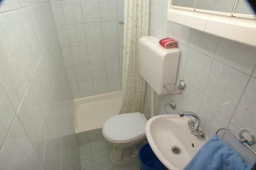 Apartments By The Sea Igrane, Makarska - 2622