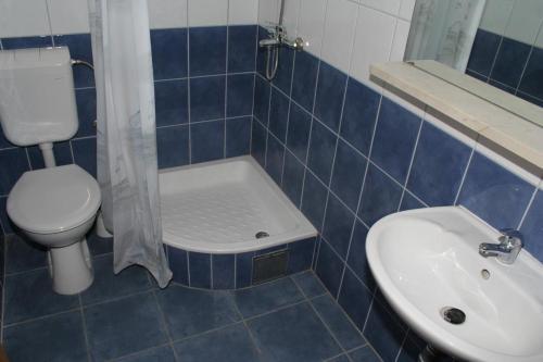 Apartments By The Sea Igrane, Makarska - 2680