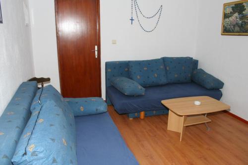 Apartments By The Sea Igrane, Makarska - 2680