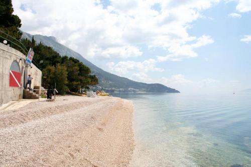 Apartments By The Sea Igrane, Makarska - 2680