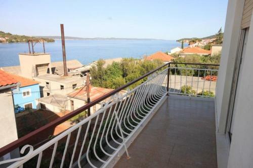 Apartments By The Sea Kali, Ugljan - 8203