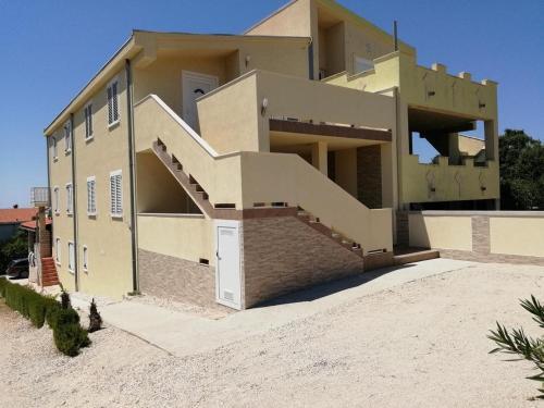 Apartments With A Parking Space Mandre, Pag - 12409