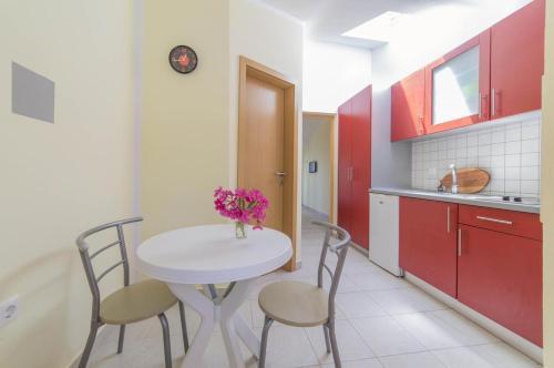 Apartments With A Parking Space Mandre, Pag - 12722