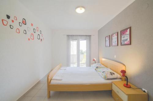 Apartments With A Parking Space Mandre, Pag - 12722