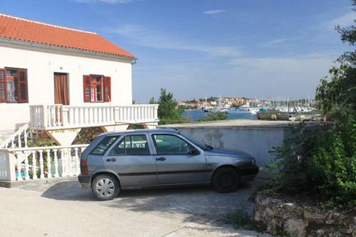 Apartments By The Sea Lukoran (ugljan) - 8510