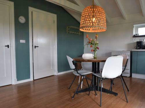 Cozy Apartment In Burgerbrug Netherlands With Meadow View