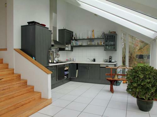 Beautiful Holiday Home In Schermer With Jacuzzi