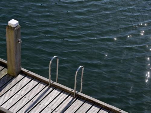 Modern Holiday Home Near Kortgene With Jetty